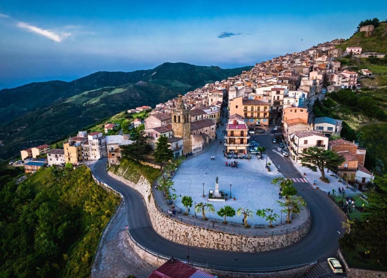 Antico Borgo Buonanotte Hotel San Mauro Castelverde Екстериор снимка